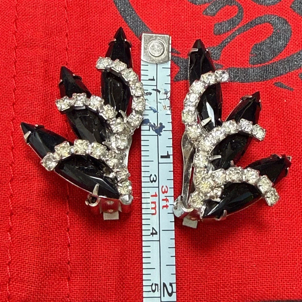 Vintage Black & Clear Rhinestones Silve-tone Clip On Earrings Open‎ Back Prongs